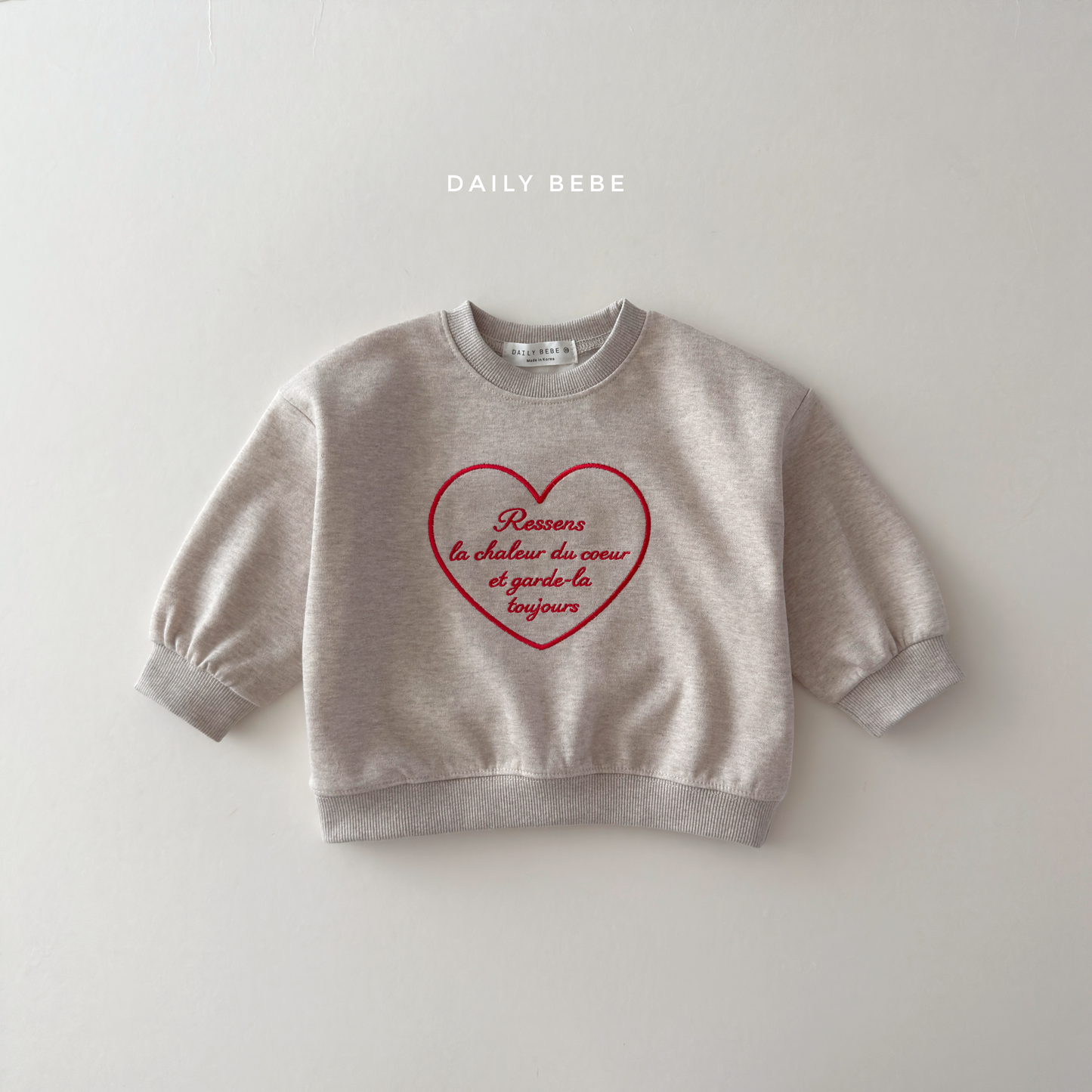 (Pre-order) Daily Bebe Fall - Kids' French Heart Embroidered Sweatshirt 하트자수맨투맨 (3 Colors)