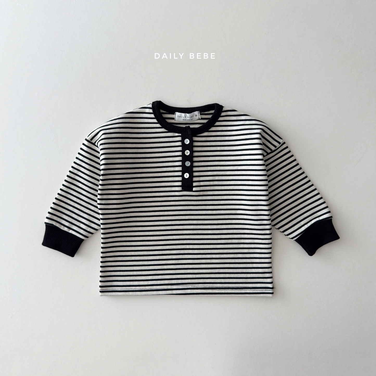 (Pre-order) Daily Bebe Fall - Kids' Contrast Striped Henley Long-Sleeve Tee 단가라헨리넥T (3 Colors)