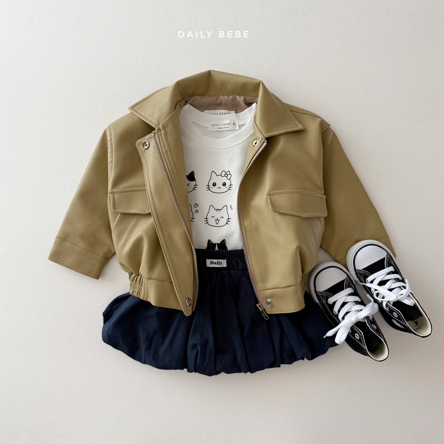 (Pre-order) Daily Bebe Fall - Kids' Cat Emoticon Long-Sleeve Tee 이모티콘T (2 Colors)